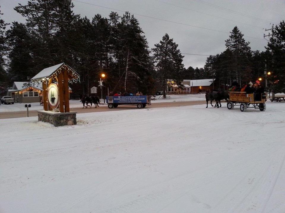 Boulder Bear Motor Lodge Boulder Junction Esterno foto
